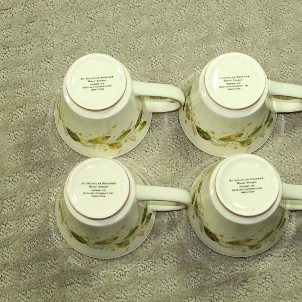 Set of 4 Vintage St. Nicholas Square Winter Bouquet Coffee Tea Cups - MINT